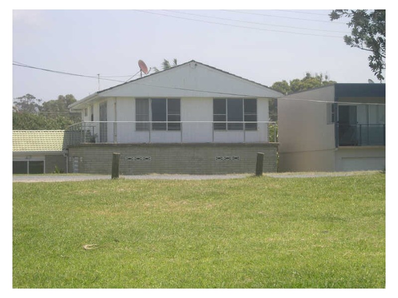 14 Hofmeier Close, Woolgoolga NSW 2456