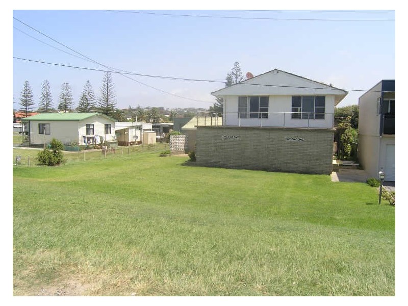 14 Hofmeier Close, Woolgoolga NSW 2456