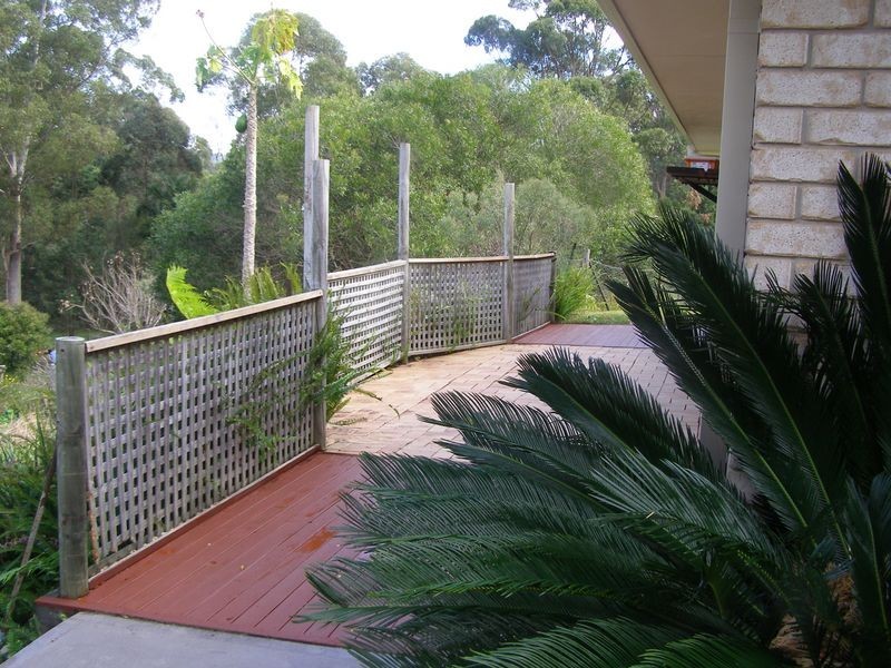 15 Azure Avenue, Emerald Beach NSW 2456