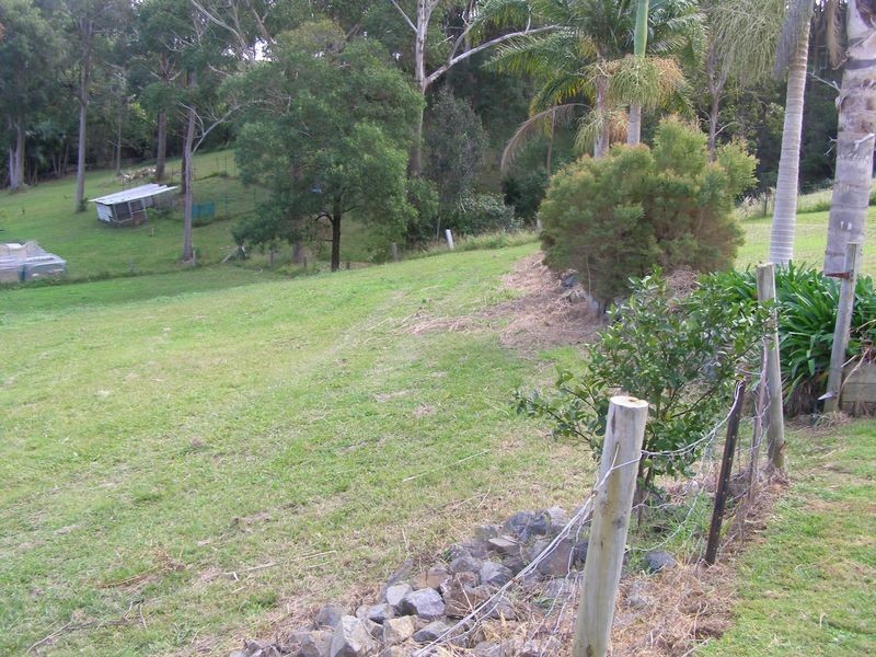 15 Azure Avenue, Emerald Beach NSW 2456