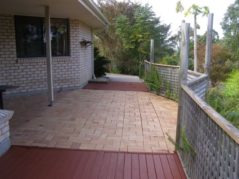 15 Azure Avenue, Emerald Beach NSW 2456