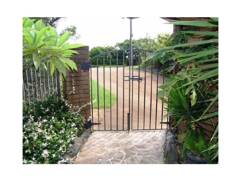 23 Aubrey Crescent, Coffs Harbour NSW 2450
