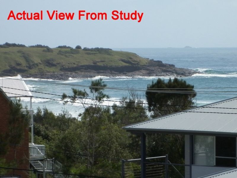14 Fuller Street, Arrawarra Headland NSW 2456