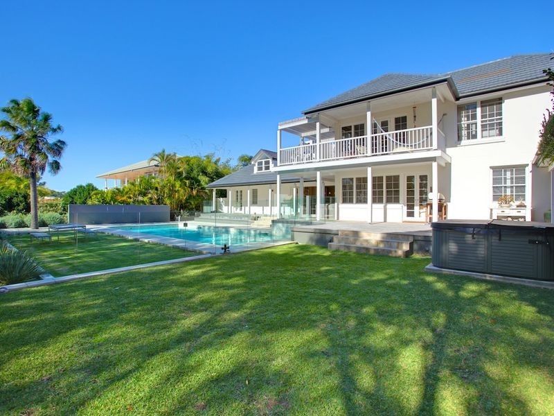 11 Charlesworth Bay Rd, Coffs Harbour NSW 2450