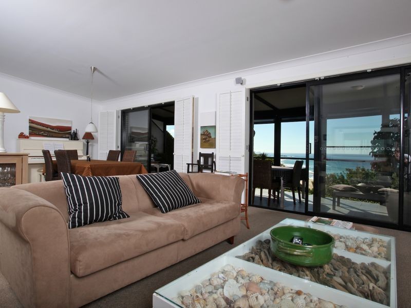 39B Sapphire Crescent, Sapphire Beach NSW 2450