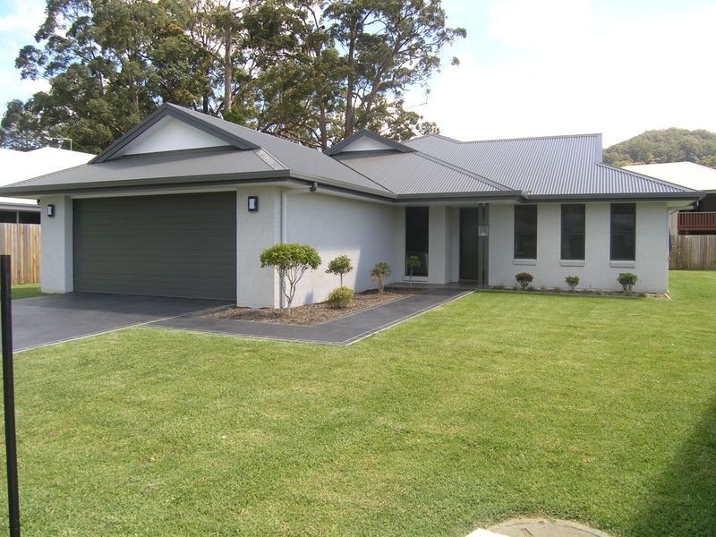 4 Fidler Way, Coffs Harbour NSW 2450