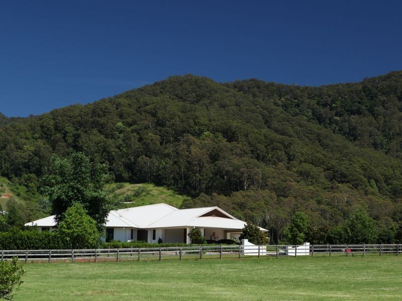 310 Crossmaglen Road Crossmaglen, Coffs Harbour NSW 2450