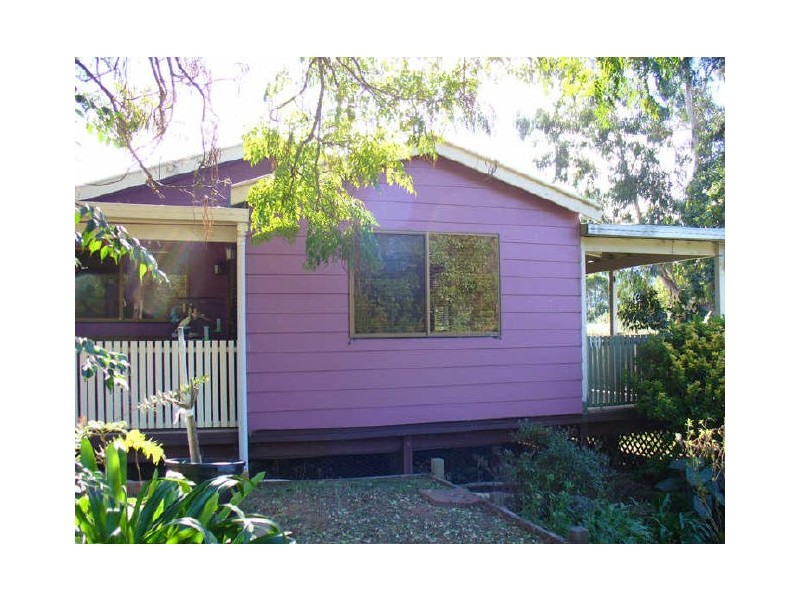 7 Bent Street, Nana Glen NSW 2450