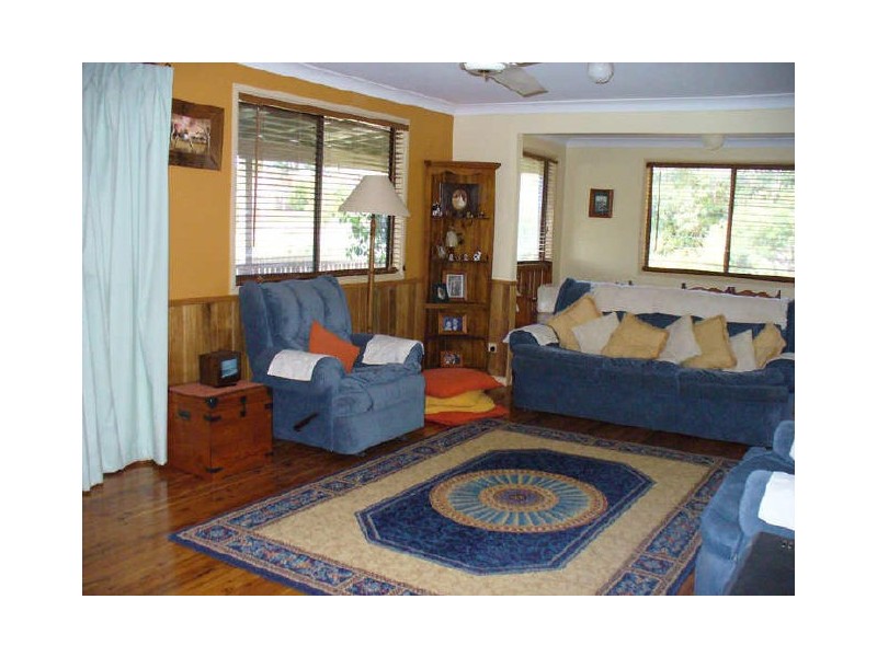 7 Bent Street, Nana Glen NSW 2450