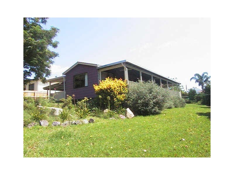 7 Bent Street, Nana Glen NSW 2450