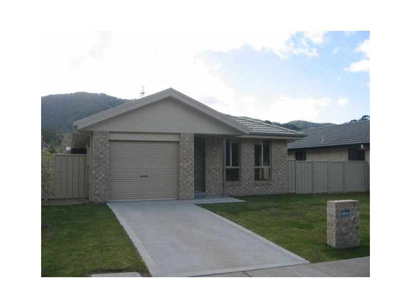 12 Carrall Close, Coffs Harbour NSW 2450