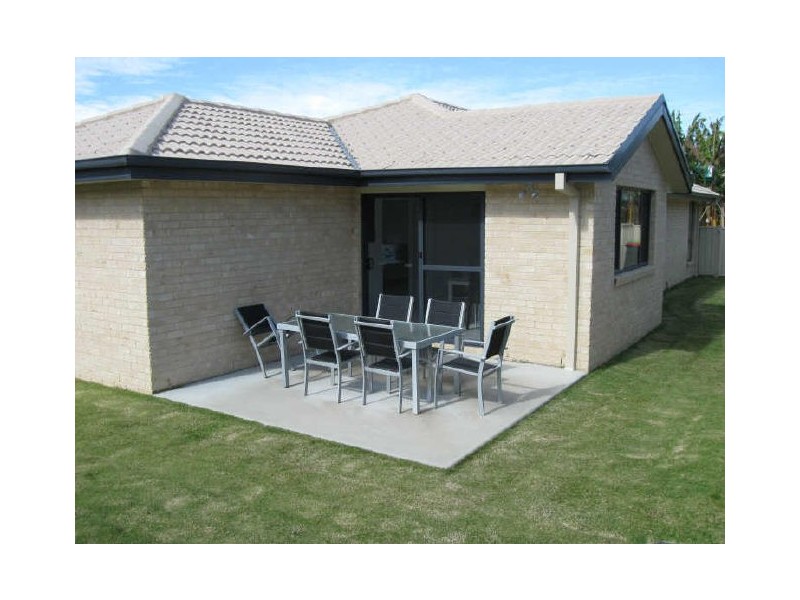 14 Carrall Close, Coffs Harbour NSW 2450