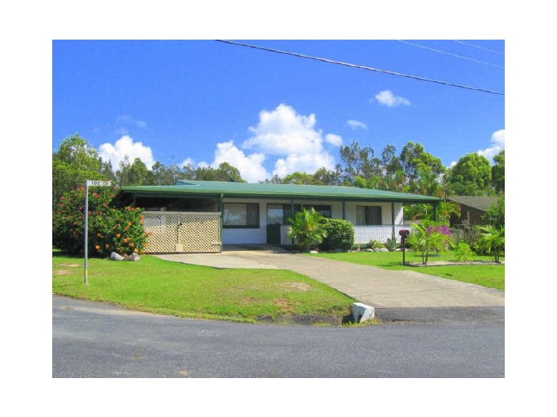 1 Pine Crescent, Sandy Beach NSW 2456
