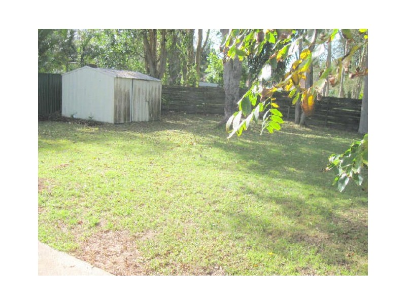 17 Beacon Crescent, Emerald Beach NSW 2456