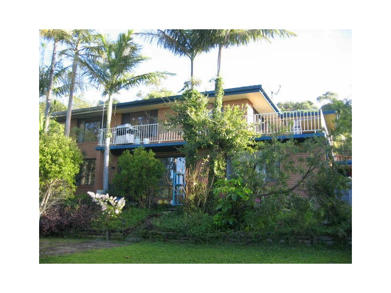 18a The Mountain Way, Sapphire Beach NSW 2450