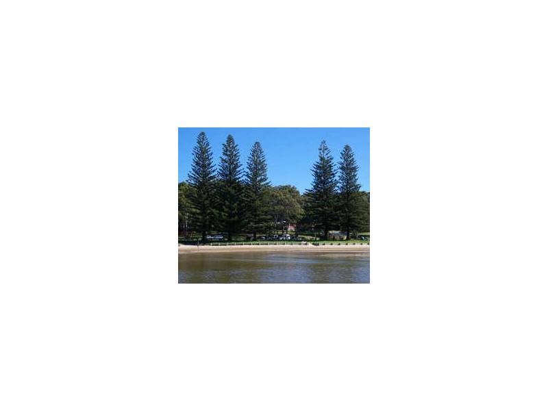 3/8 Wansborough Avenue, Moonee Beach NSW 2450