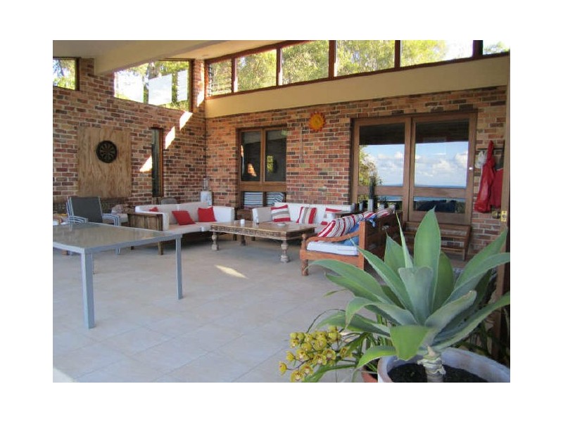 40 The Mountain Way, Sapphire Beach NSW 2450