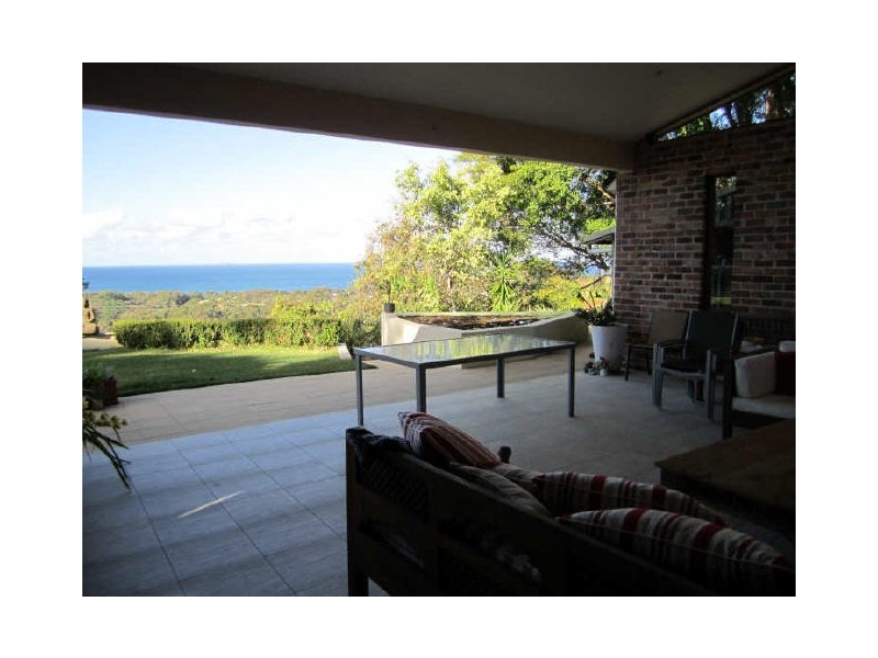 40 The Mountain Way, Sapphire Beach NSW 2450