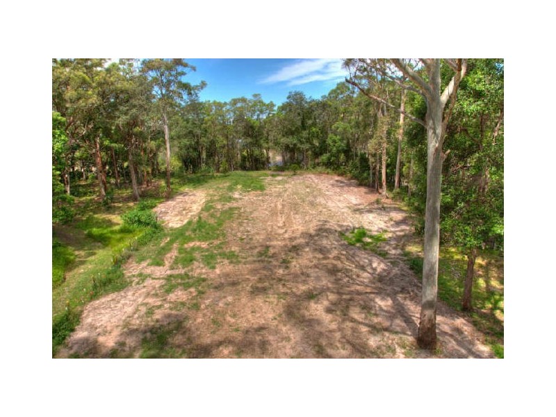 8 Ellem Close, Arrawarra NSW 2456