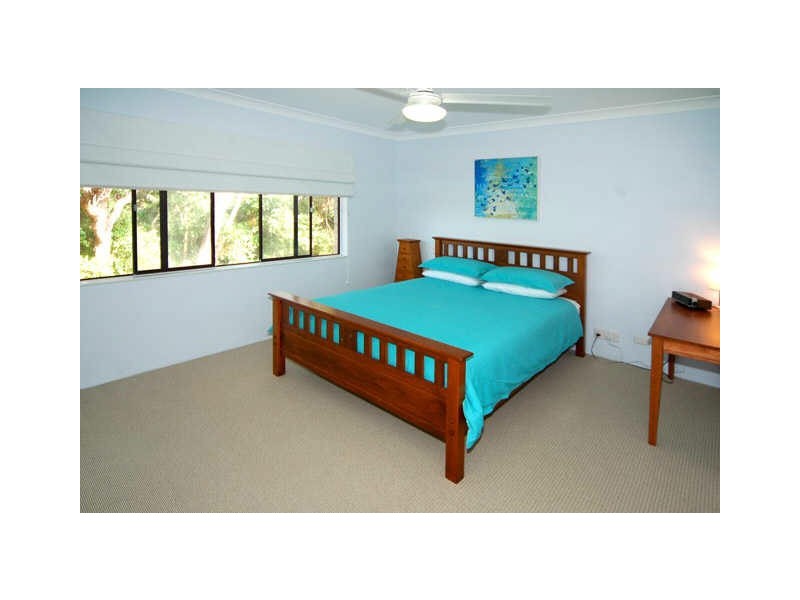 27 Elouera Drive, Sapphire Beach NSW 2450