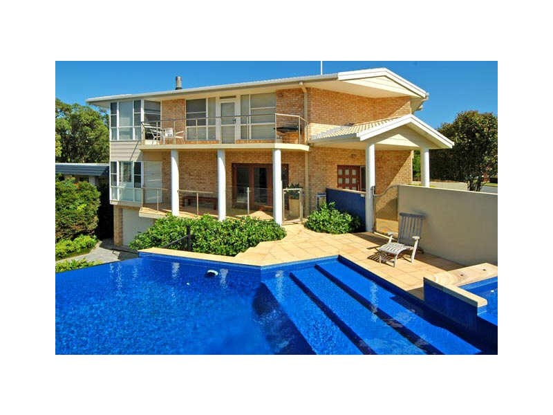 29 Elouera Drive, Sapphire Beach NSW 2450