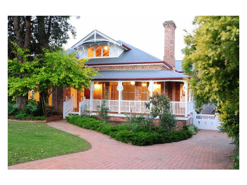 1 Palm Trees Drive, Coffs Harbour NSW 2450