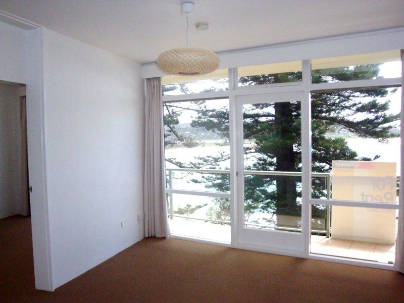 11/2 Monash Parade, Dee Why NSW 2099