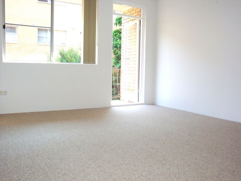 4/8 Avon Road, Dee Why NSW 2099