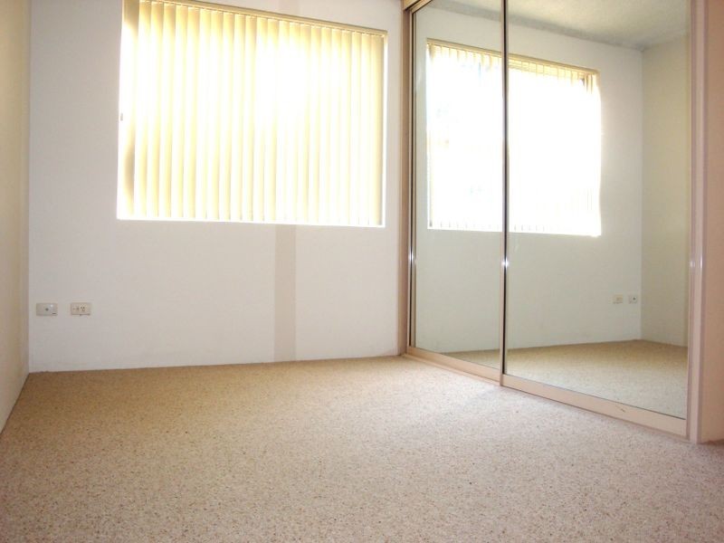 4/8 Avon Road, Dee Why NSW 2099