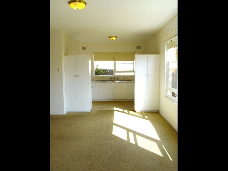 1/21 Stewart Avenue, Curl Curl NSW 2096