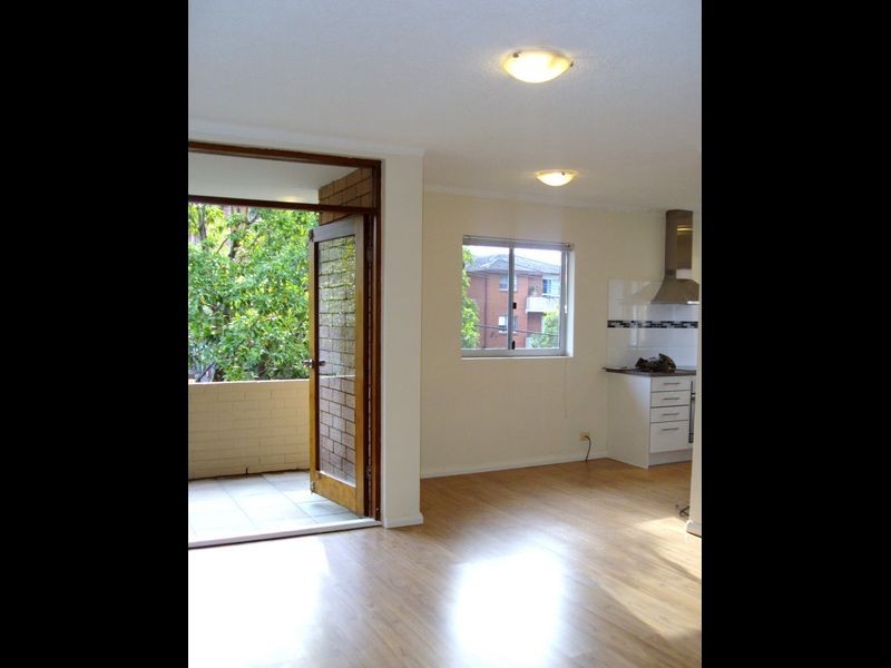 6/12 Wheeler Parade, Dee Why NSW 2099