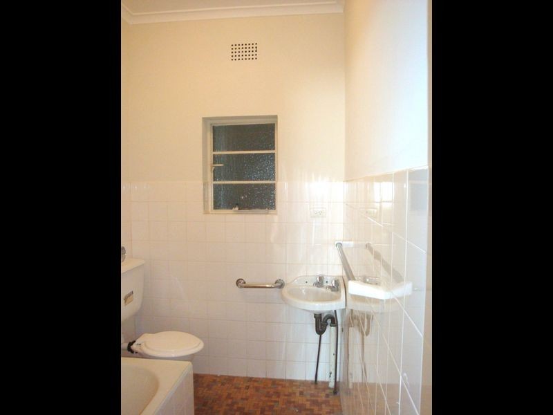 27 Gulliver Street, Brookvale NSW 2100