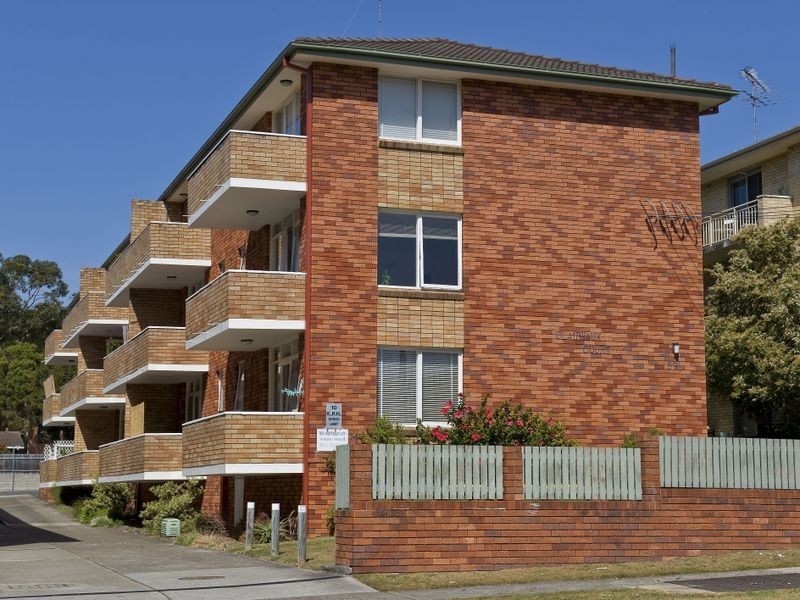 2/89 Pacific Parade, Dee Why NSW 2099