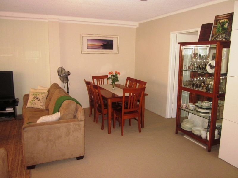 2/89 Pacific Parade, Dee Why NSW 2099