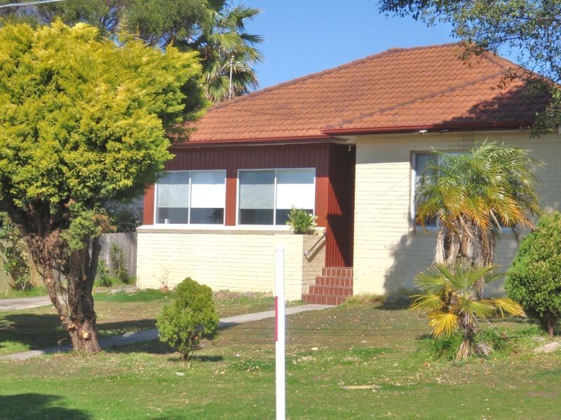 75 Prescott Avenue, Dee Why NSW 2099