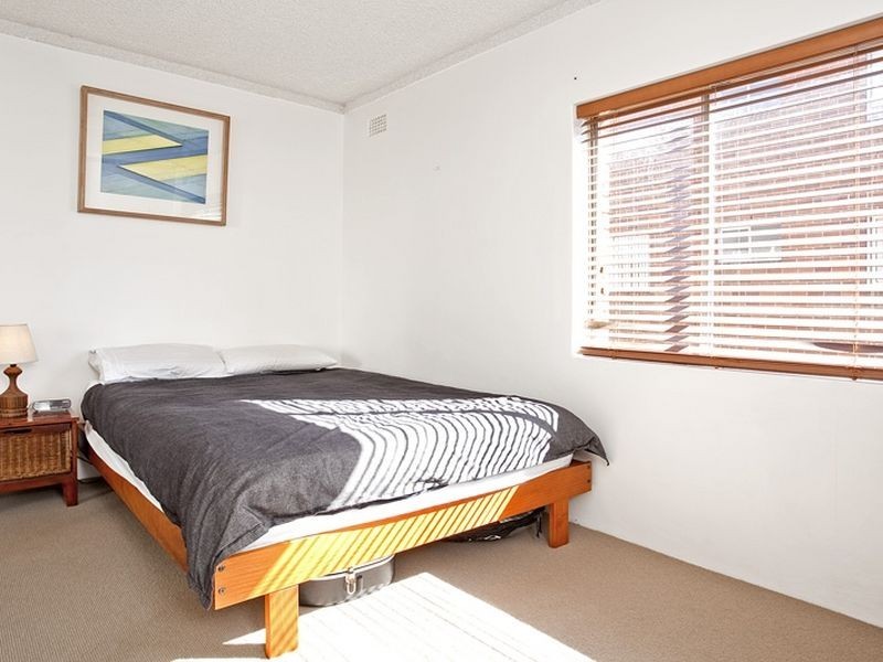 2/68 Crown Road, Queenscliff NSW 2096