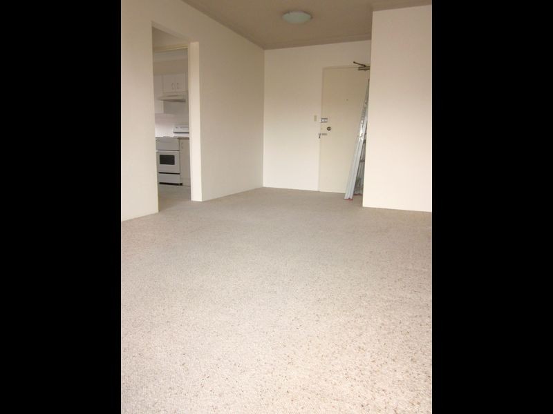 9/6 Kempsey Close, Dee Why NSW 2099