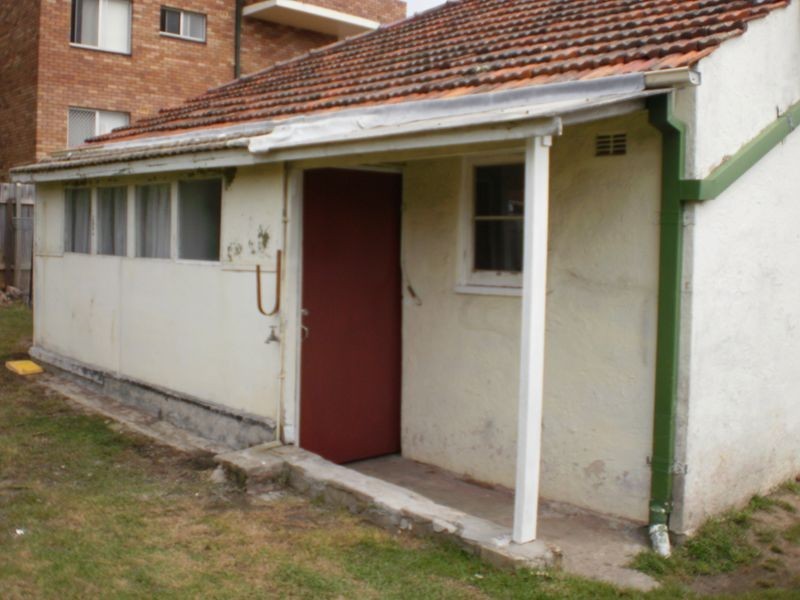 98 Wyadra Avenue, Freshwater NSW 2096