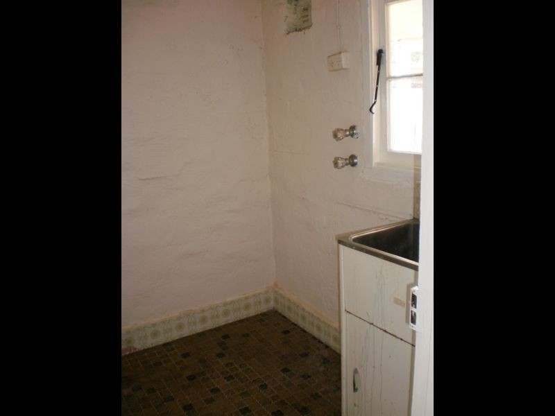 98 Wyadra Avenue, Freshwater NSW 2096