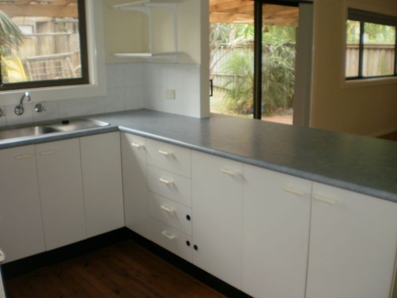 8 Reid Avenue, North Curl Curl NSW 2099