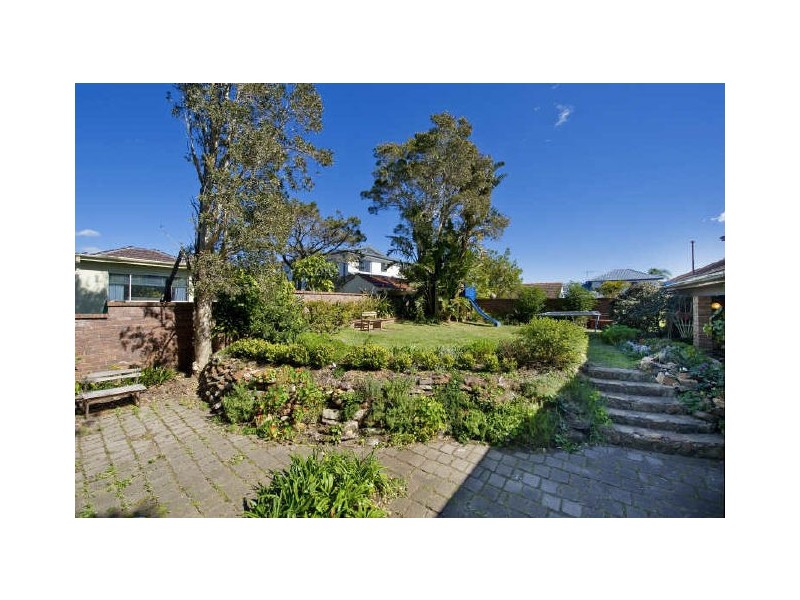 3 Summit Avenue, Dee Why NSW 2099