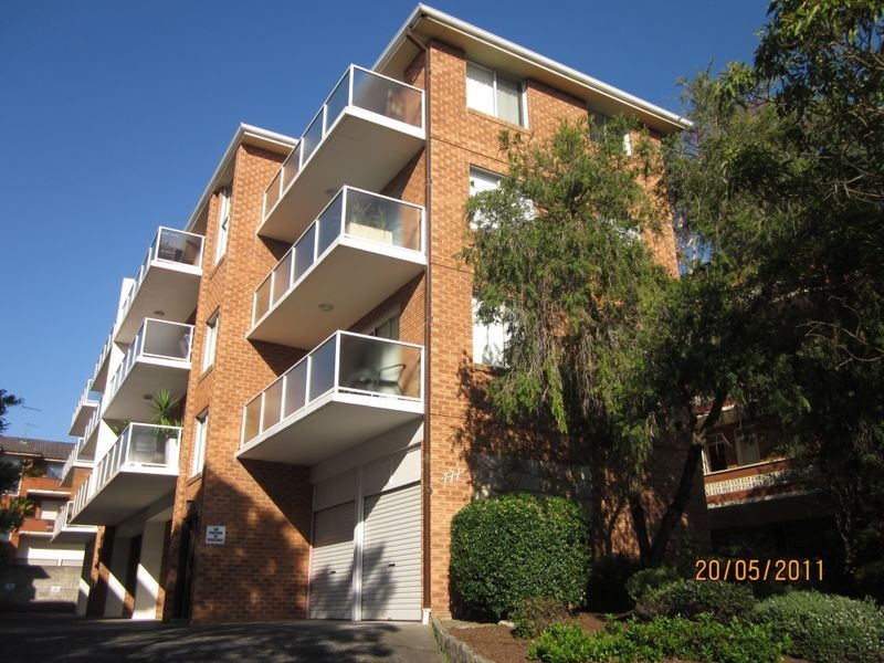 9/111 Pacific Parade, Dee Why NSW 2099
