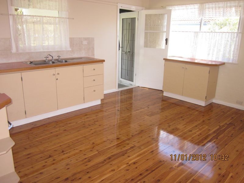 2 Rayner Avenue, Narraweena NSW 2099