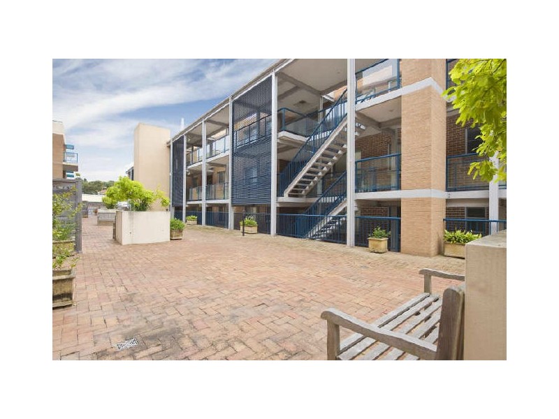 11/1-3 Sturdee Parade, Dee Why NSW 2099