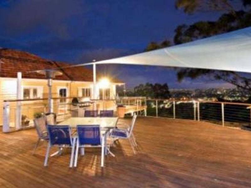 22 Connaught Street, Narraweena NSW 2099