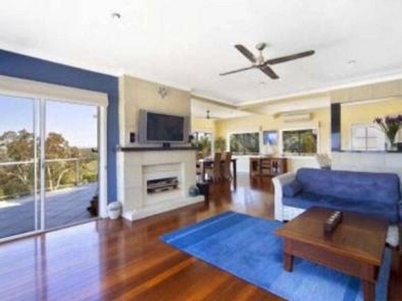 22 Connaught Street, Narraweena NSW 2099