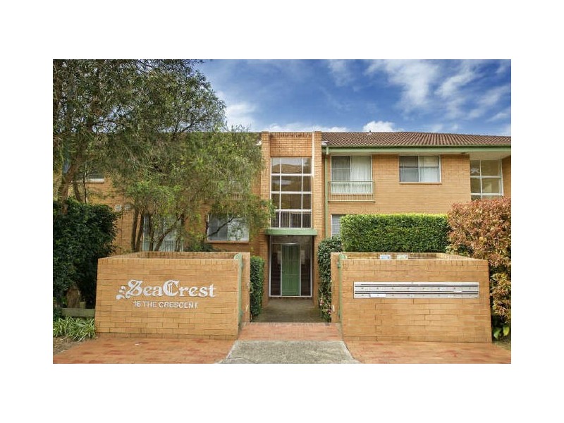 4/16 The Crescent, Dee Why NSW 2099