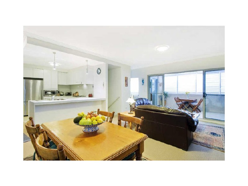 2/59-61 Pacific Parade, Dee Why NSW 2099