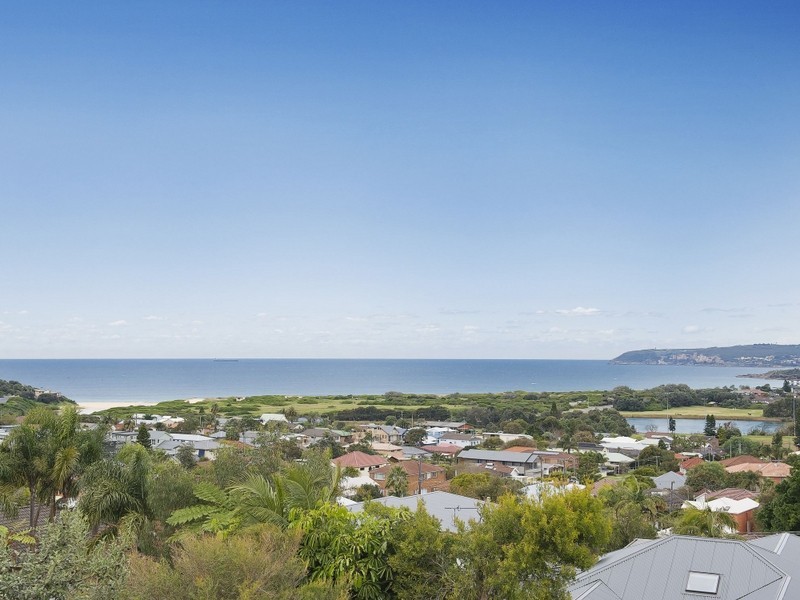 121 Headland Road, North Curl Curl NSW 2099