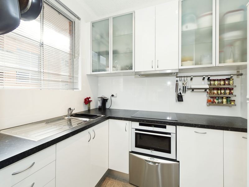 8/41 Oaks Avenue, Dee Why NSW 2099